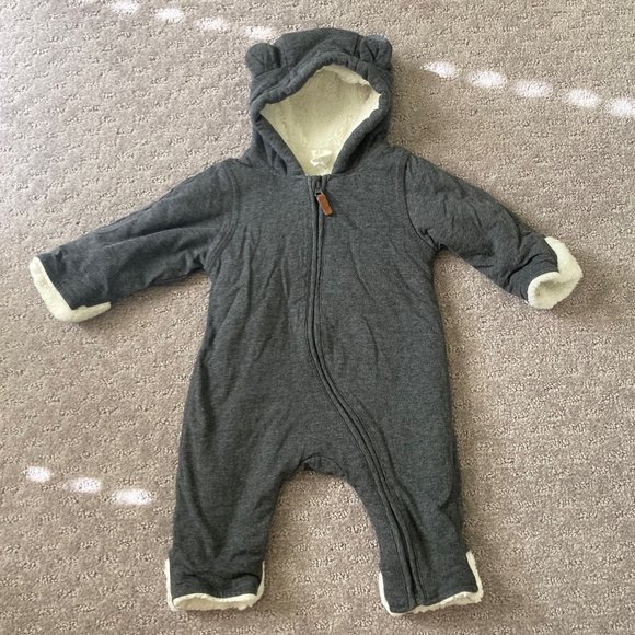 H&M Other - H&M gray baby bunting, size 1-2 months.